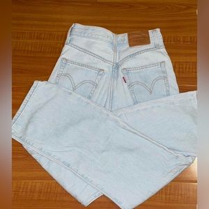 levi’s straight leg jeans!